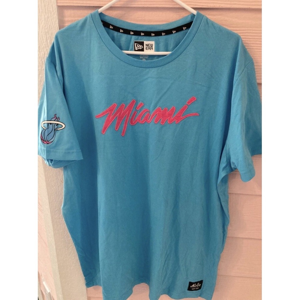 Men's 2XL‎ NWOT New Era Miami Heat T-Shirt